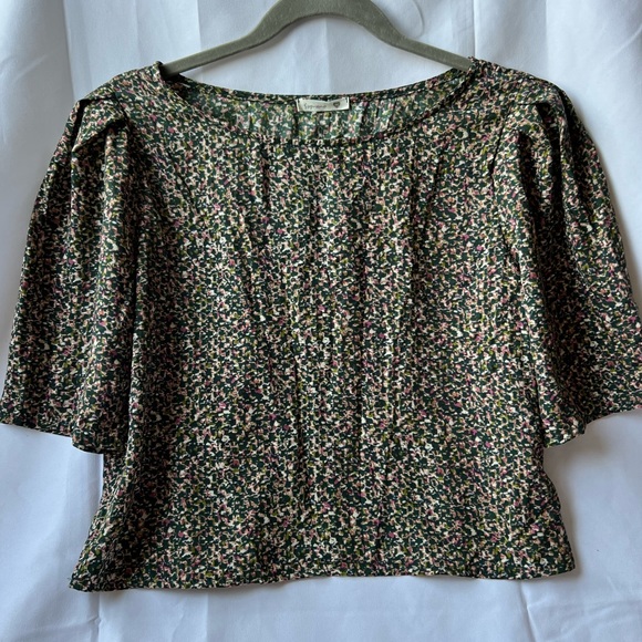 Soprano | Medium Green ,Yellow, Pink Design Crop Top - Picture 1 of 5